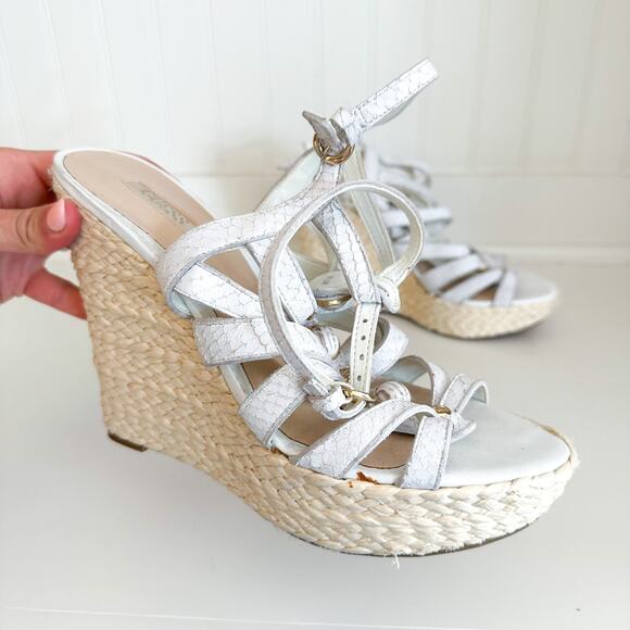 GUESS Onixx Snake Embossed Leather Wedge Platform Espadrille Sandal White 8.5 - Picture 1 of 10